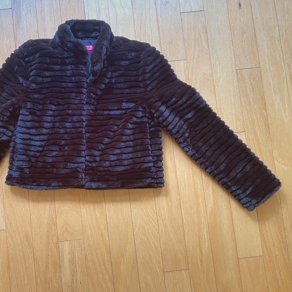Black Faux Fur Cropped Jacket